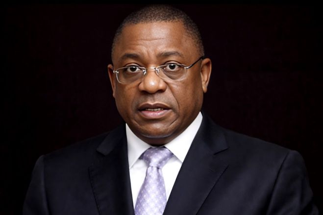 Morreu Rui Mangueira, jurista e antigo ministro da Justiça de Angola