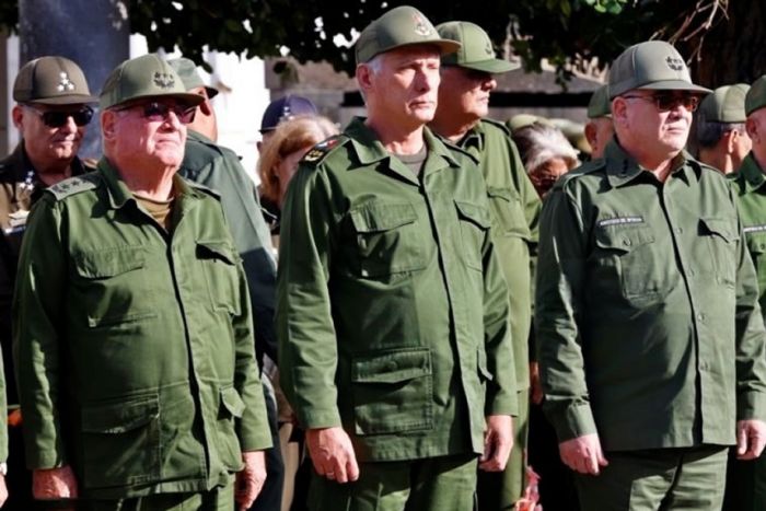 Cuba aprova "planos e medidas" para declarar "estado de guerra"