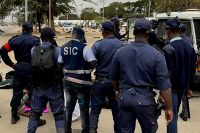 Angola entre o &quot;medo&quot; e a &quot;caça ao homem&quot; depois dos tumultos que dividem o MPLA