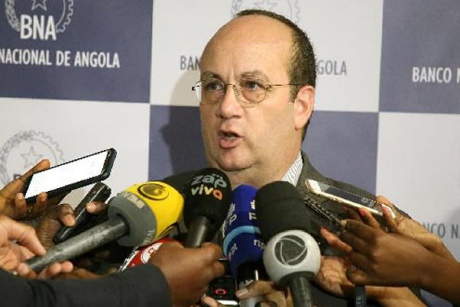 Representante do FMI em Angola afirma que dívida pública do país continua a ser sustentável
