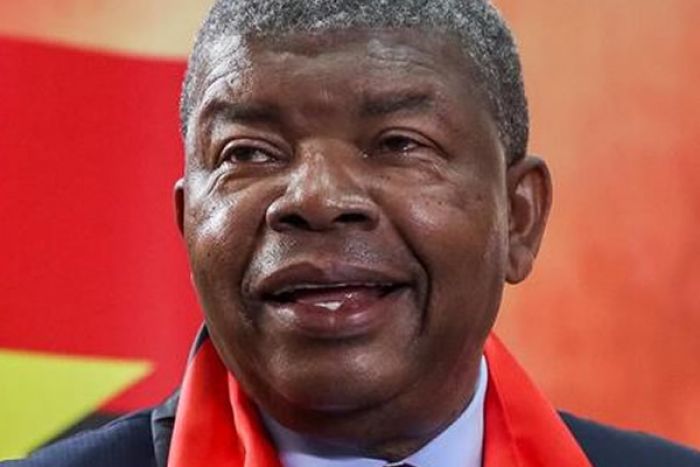 Angola e o poder à força - Gonçalo Ribeiro Telles