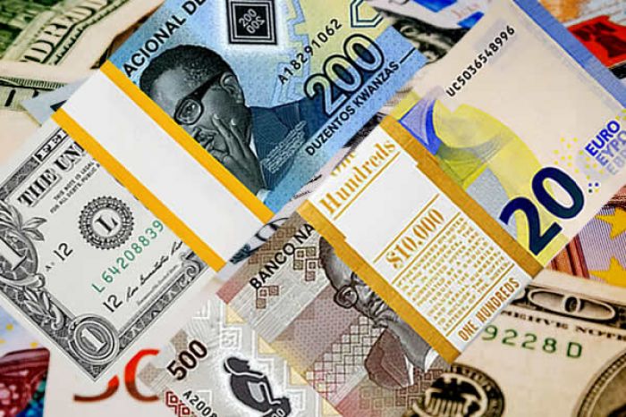 Dificuldade na aquisição do dólar há quase um ano mantém o preço estável em Luanda