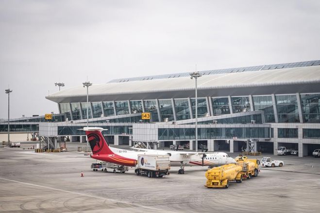Angola entrega à chinesa AVIC manutenção de 21 aeroportos por 70,1 milhões de dólares