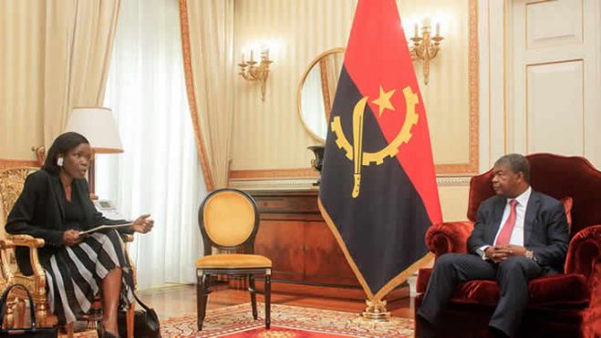 Nem o Presidente angolano nem eu desenterramos casos do passado - ministra portuguesa