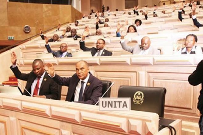 Parlamento aprovou execução trimestral do OGE 2023 com votos contra da UNITA
