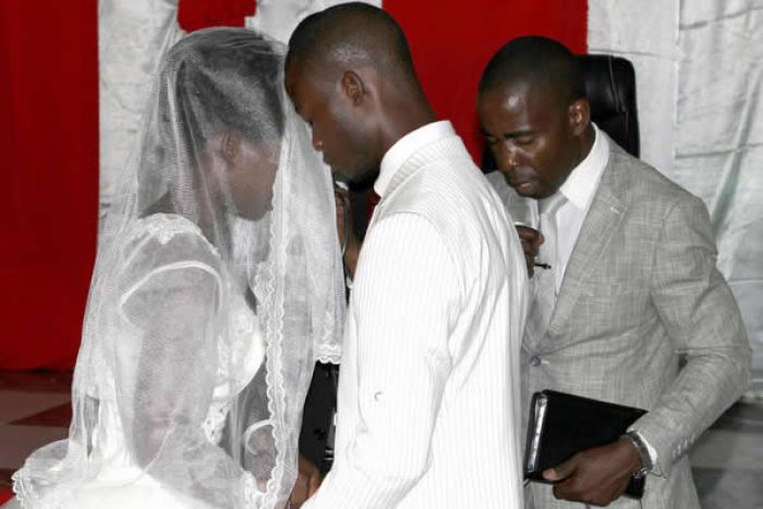 Covid-19: Angola suspende todos os casamentos agendados antes do estado de emergência