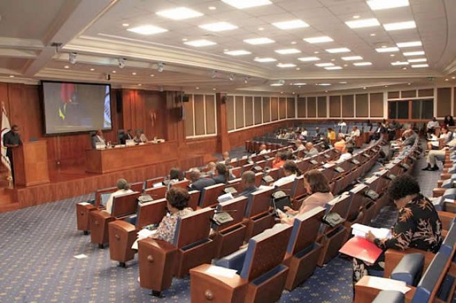 Mesa da Assembleia Nacional liderado pelo MPLA condena atitude de deputados da UNITA