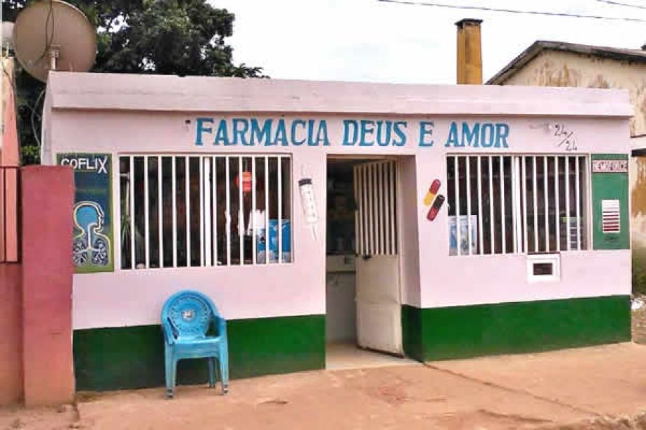 Farmácias ilegais proliferam em Luanda