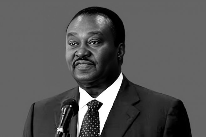 João Lourenço decreta Luto Nacional pelo falecimento de Fernando Piedade Dias dos Santos