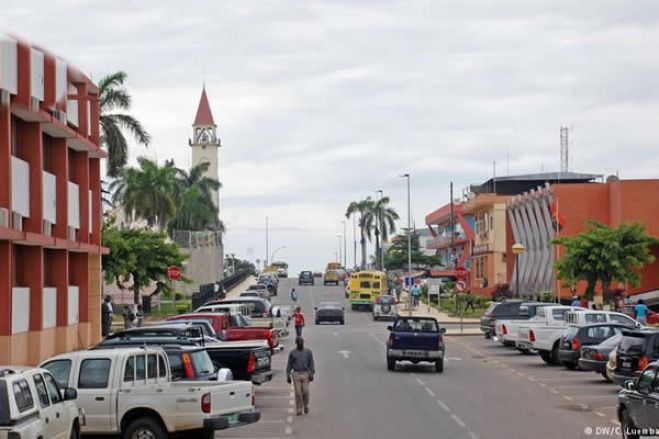 Governo acusa UNITA de estar em &quot;negociatas&quot; com FLEC/FAC de Cabinda