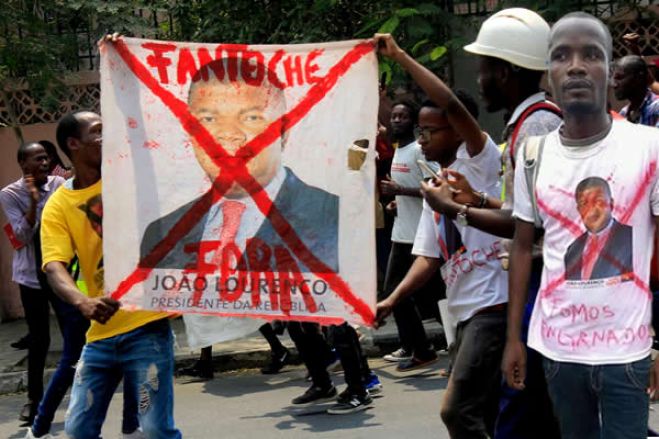 Aumentam protestos silenciosos contra João Lourenço