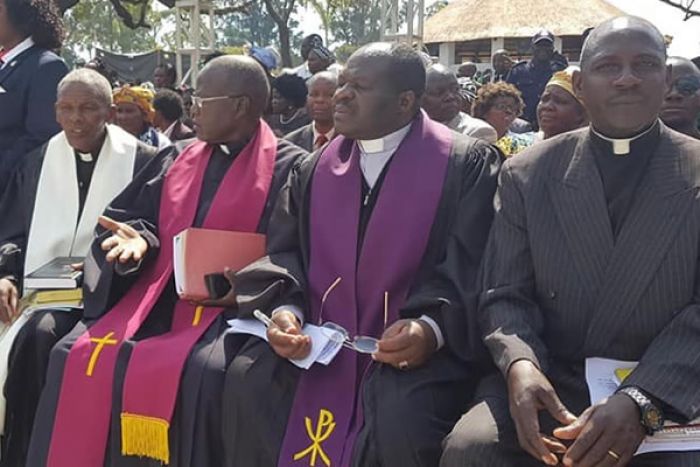 Pastor da IECA compara Jonas Savimbi a Jesus Cristo