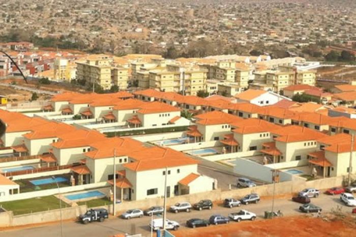 Governo prevê distribuir 5.000 habitações em três províncias até dezembro