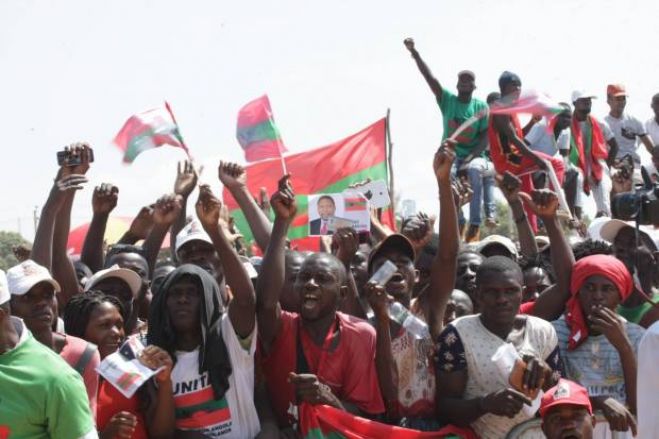 &quot;UNITA na hora da mudança?&quot;