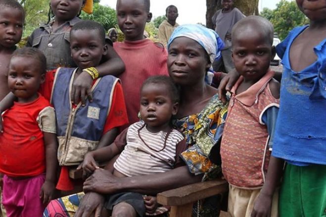 No Zimbabwe, há 2,5 milhões de pessoas à beira de “morrer de fome”