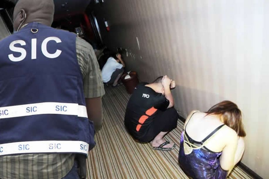SIC investiga empresas chinesas que supostamente facilita vistos para mulheres vietnamitas para a prostituição