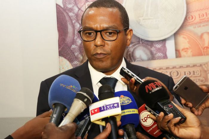 BNA recomenda entrada de bancos angolanos no mercado de capitais