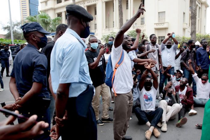 Polícia Nacional proíbe presença de manifestantes nas proximidades do tribunal