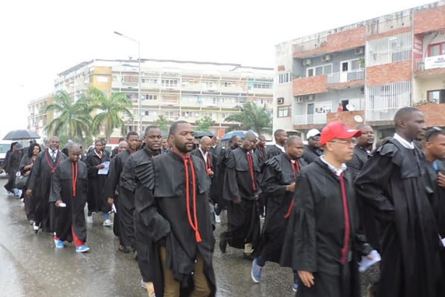 Associação de juízes angolanos ameaça acionar justiça contra nomeações de juízes de comarcas