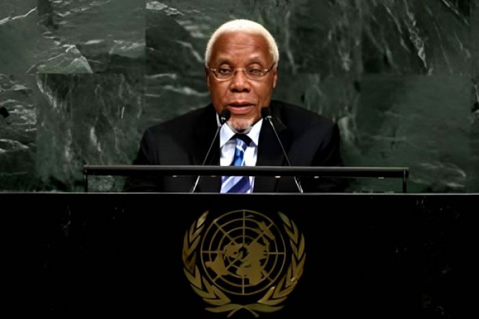 Presidente João Lourenço e o embaixador Ismael Martins confunde tamanho do MPLA com o da ONU.