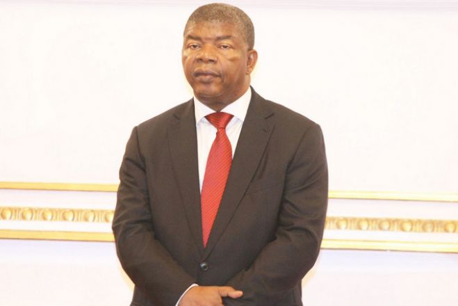 Governo angolano prevê aumento de 12% do fundo salarial da função pública em 2019