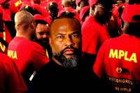 MPLA “tranquilo” com a pretensa candidatura de Cláudio dos Santos a liderar partido