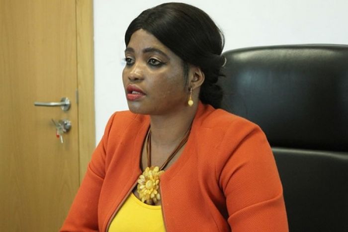 Nova ministra angolana elege qualidade do ensino como prioridade