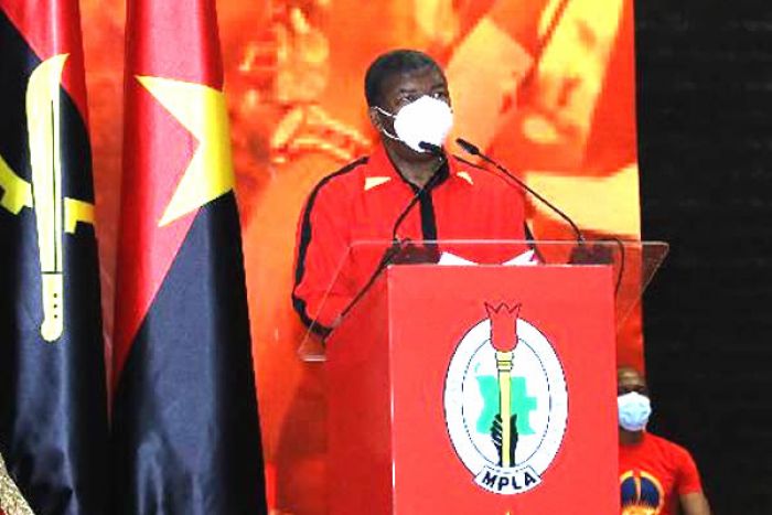 João Lourenço diz que Angola tem hoje mais noção da gravidade da corrupção