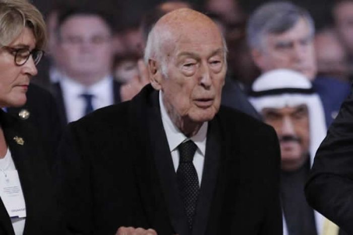 Morreu o antigo presidente francês Giscard d'Estaing. Tinha 94 anos