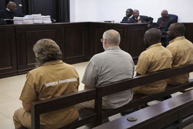 Tribunal impede defesa de convocar generais como testemunhas no “Caso russos”