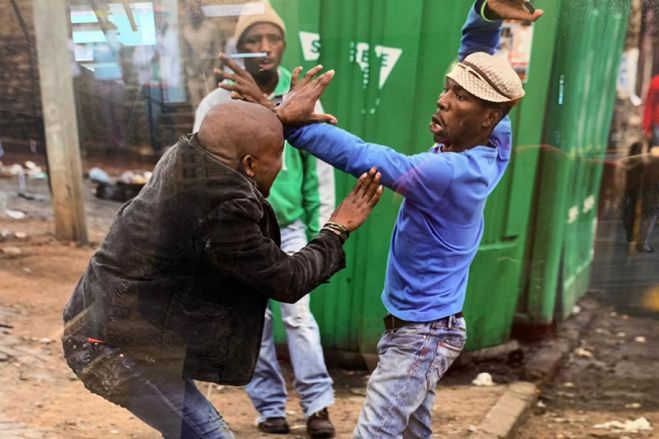 Angola pede cautela aos cidadãos residentes na África do Sul após ataques a imigrantes