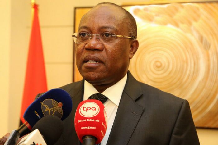 &quot;Patologia de impunidade pela corrupção&quot; tem de ser eliminada em Angola, diz ministro