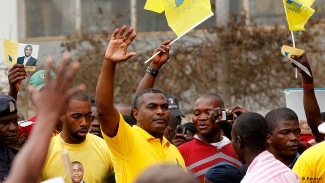 Independentes da CASA querem novo partido sob liderança de Chivukuvuku