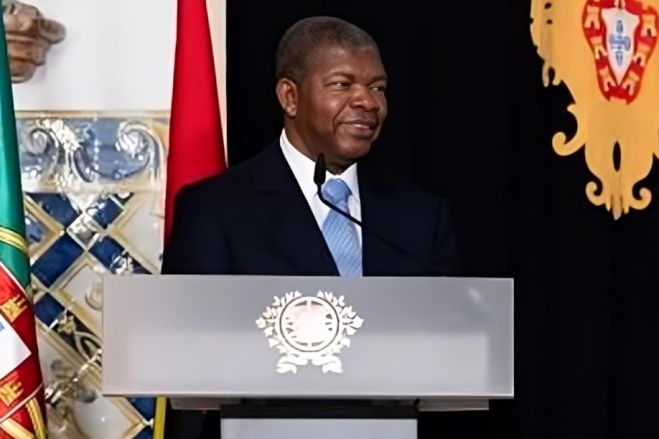 João Lourenço afirma que relações com Portugal “nunca estiveram num nível tão alto”