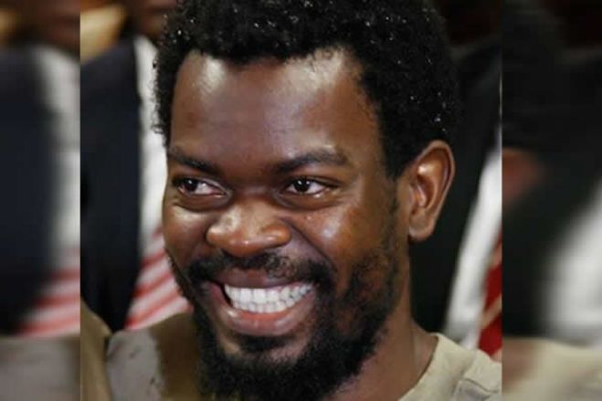 Ativista Hitler &quot;Samussuku&quot; posto em liberdade