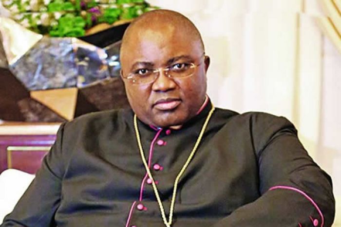 Bispo católico diz que vandalismo em Luanda mostra necessidade de diálogo e manifesta apreensão