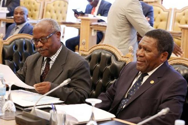 UNITA considera 2020 momento certo para primeiras eleições autárquicas em Angola
