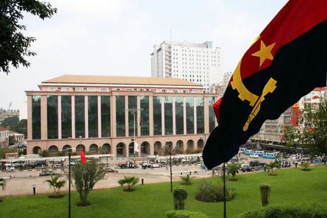 Edifício do Ministério das Finanças encerrado até quinta-feira