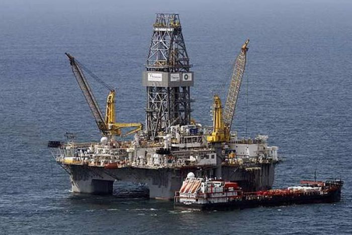 Produção de petróleo em Angola desce 41% para 762 mil barris diários em 2028 - Fitch Solutions