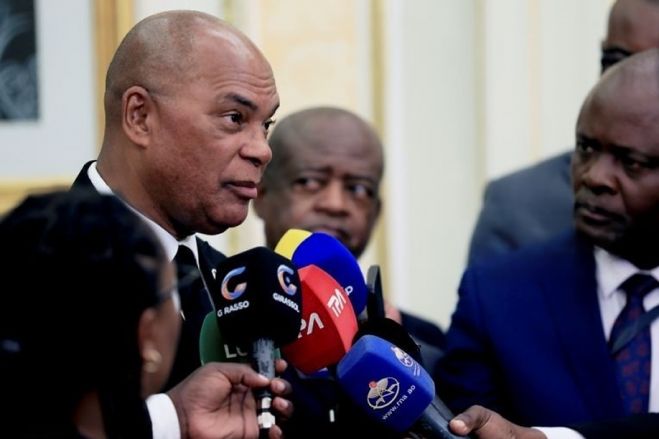 Líder da UNITA alerta: João Lourenço não desistiu de um terceiro mandato