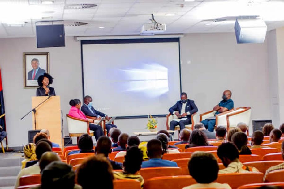 Conselho da Juventude de Luanda promove fórum de negócios para aproximar a banca ao sector privado