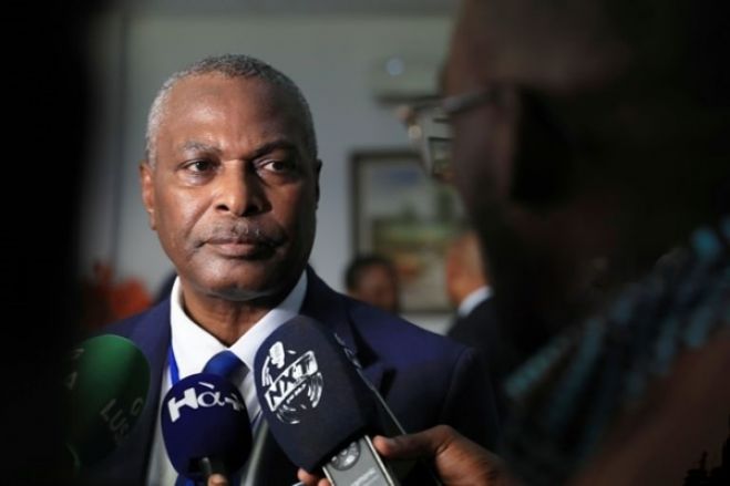 Abel Chivukuvuku inicia nova tentativa de legalização do PRA-JA Servir Angola