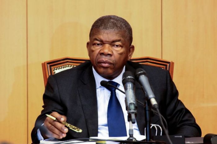 Reformas em Angola advêm da &quot;apreciação enganadora&quot; de que o país tinha economia robusta - João Lourenço