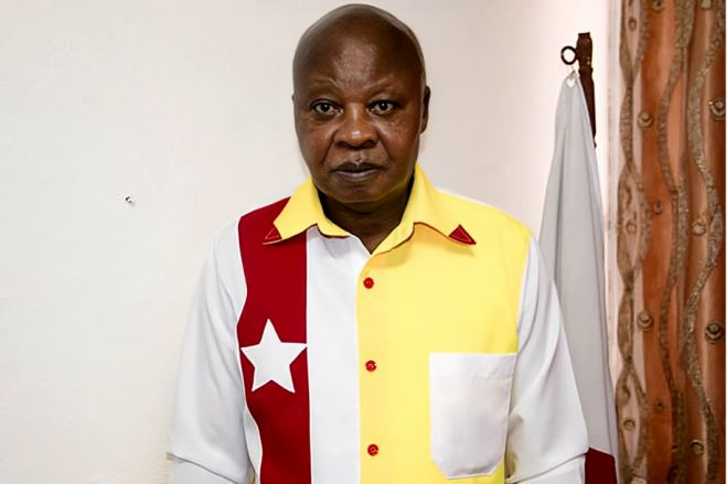 Nimi a Simbi é acusado de violações e sem capacidade para liderar a FNLA