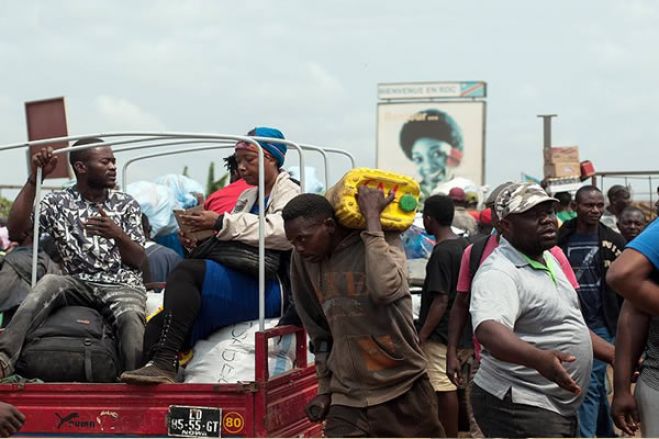 Kwanza &quot;evapora&quot; em Angola mas agiganta-se na RDC graças ao contrabando de bens essenciais