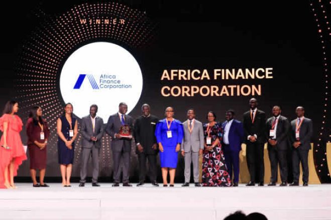 Angola passa a ser acionista soberano da Corporação Financeira Africana