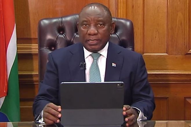 Presidente da África do Sul sofre pressão para renunciar após acusação de esconder milhões