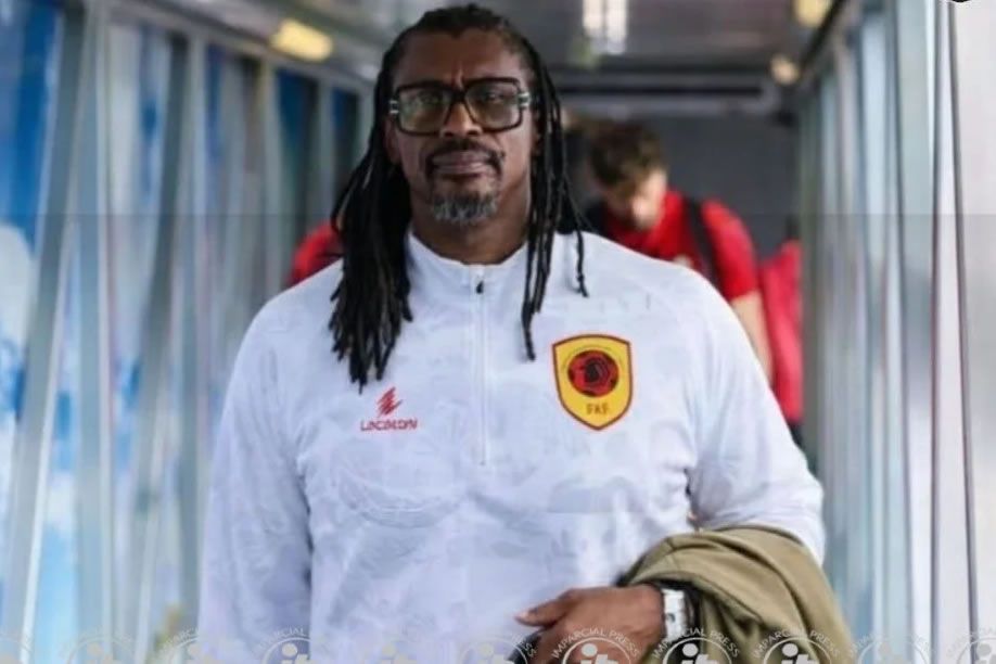 Senegalês Aliou Cissé é o novo selecionador de futebol de Angola