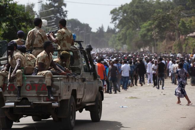 Dezenas de nacionalistas presos na Etiópia na sequência de alegada tentativa de &quot;golpe de Estado&quot; regional