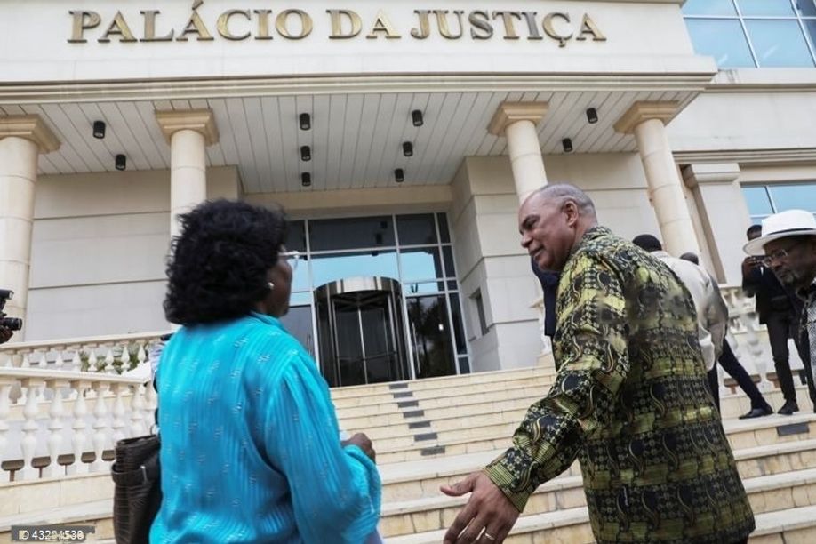 Impedimentos à oposição angolana consolidam ideia de “intolerância” do poder – jurista